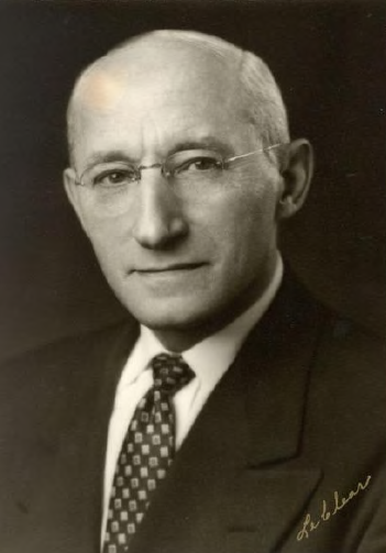 LEONARD NERRETER FRANCKE.png